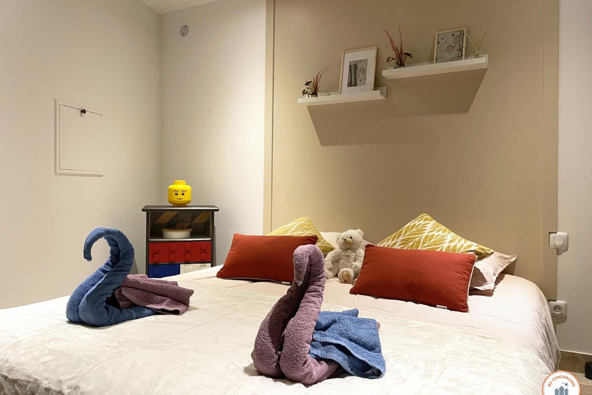 The Station - 50m Gare Apartment *